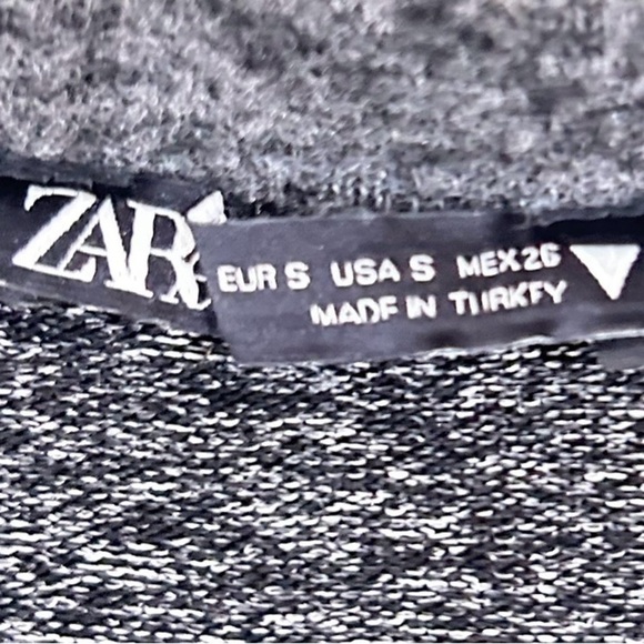 Zara charcoal Gray Puff Sleeve Fitted knit top raw edge size small - Picture 9 of 9